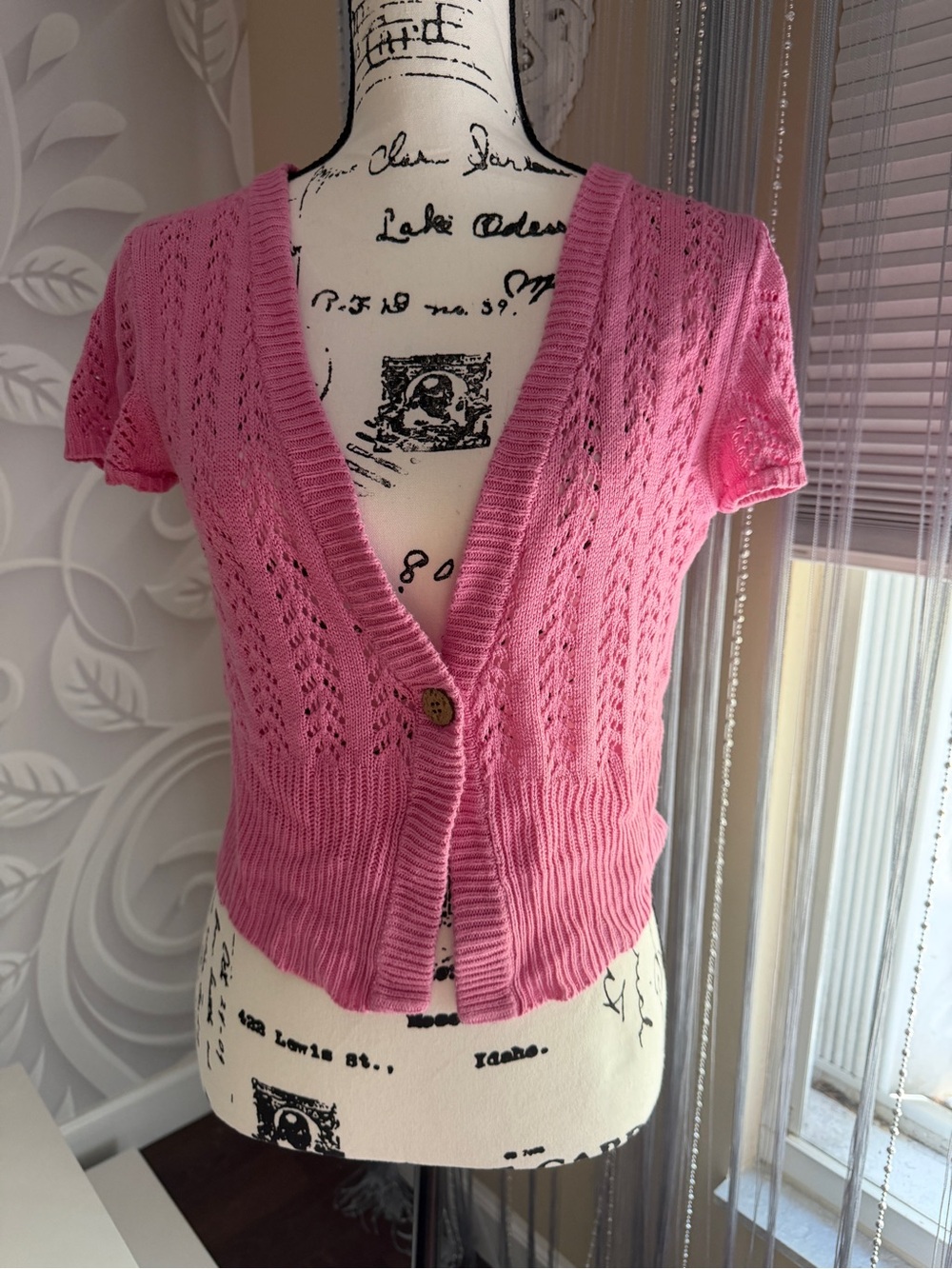 JohnPaulRichard Rose Pink Short-Sleeve Openwork V-Neck Cardigan - Picture 3 of 14